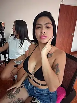 Noa rousse01 online show from March 24, 7:41 pm