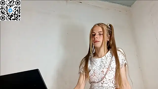 SilentPassion567 online show from June 4, 8:35 pm