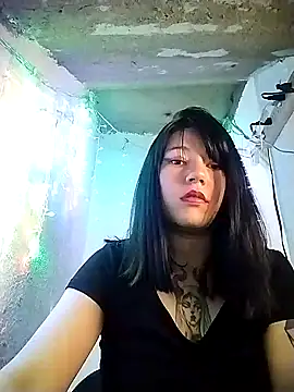 Moon Thompson online show from March 20, 1:10 am