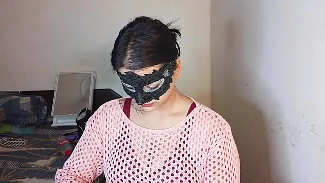 Punjabi baddie  online show from May 6, 6:34 pm