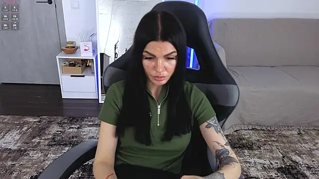 AnacondaOnn online show from March 20, 6:46 pm