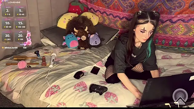 notyourneurotypical online show from April 19, 6:43 pm