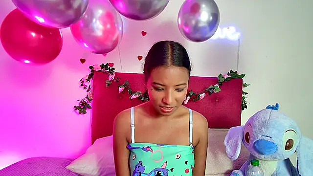 Ellie Cute7 online show from June 11, 12:32 am