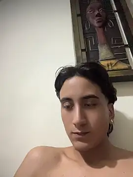 EsmeraldaNaim online show from May 3, 11:08 pm