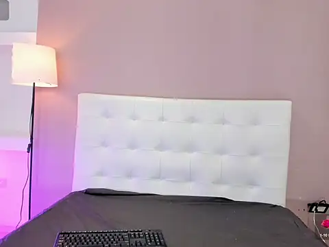 Zoesecret online show from April 11, 7:25 am