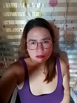Amazingurlx online show from May 9, 5:53 am
