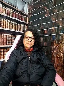 Sofia Alane online show from April 24, 12:30 pm
