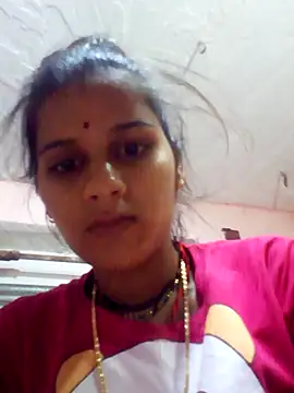 Raveena0990 online show from May 14, 2:56 pm