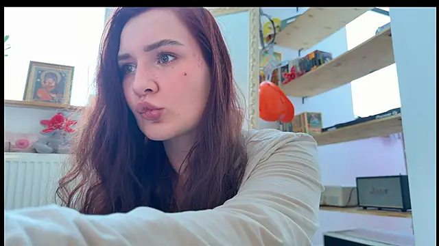 AurikTrix online show from March 24, 2:39 am