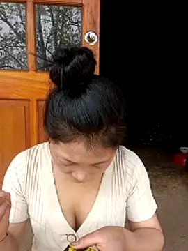 Bethiencute online show from March 31, 2:11 am