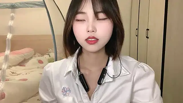 xiaodanta- online show from April 8, 1:57 pm