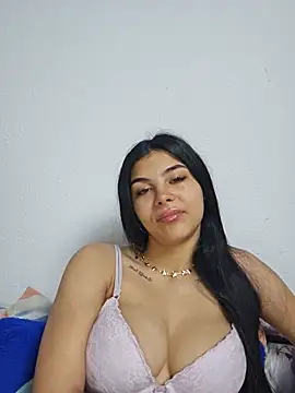 Crissdesire online show from June 20, 3:48 pm