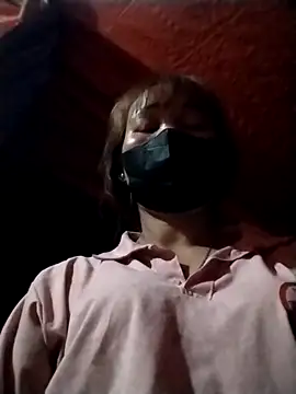 Ely-cute2k online show from April 26, 2:04 pm