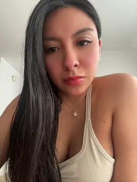 mila gomez  online show from July 1, 9:58 pm