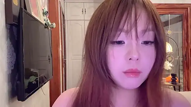 thelittlexx online show from May 19, 7:48 am