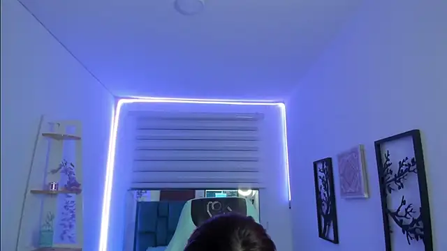Sara Red X online show from April 29, 3:54 am