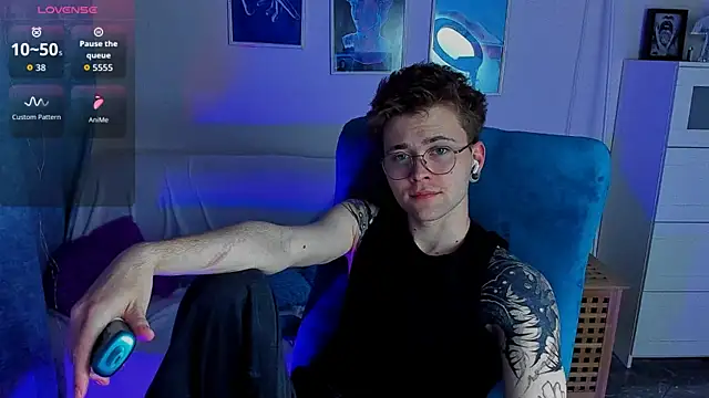Thomas Norton online show from July 8, 8:22 pm