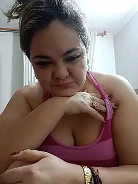 Natashablade   online show from June 17, 3:30 am