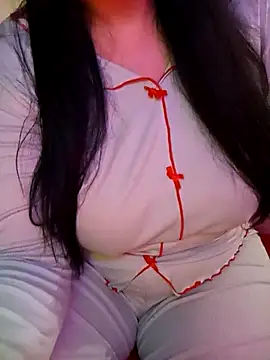 orla-love online show from May 2, 11:30 pm