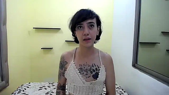 romina white18 online show from April 25, 7:44 am