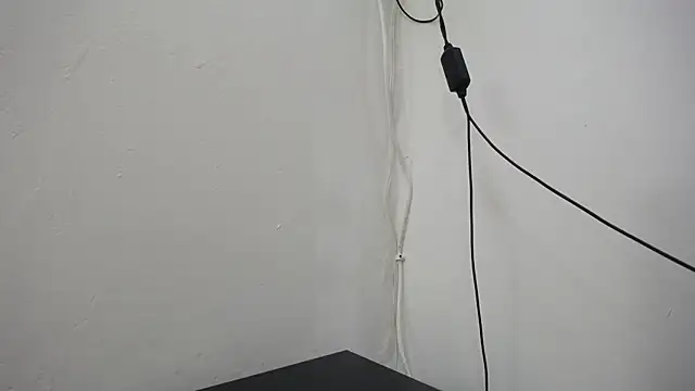 romina white18 online show from April 27, 7:38 am