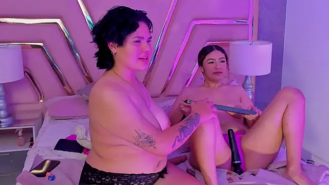 LiaCastle online show from April 5, 8:46 am