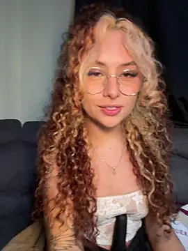 Amber-fire online show from May 28, 3:15 am