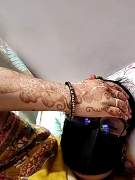 purvi46 online show from April 18, 6:21 pm