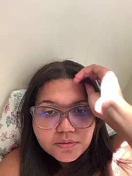 viviboraaaa online show from April 25, 2:47 pm