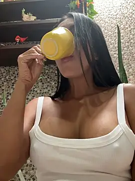 SofiParma online show from May 19, 7:32 pm