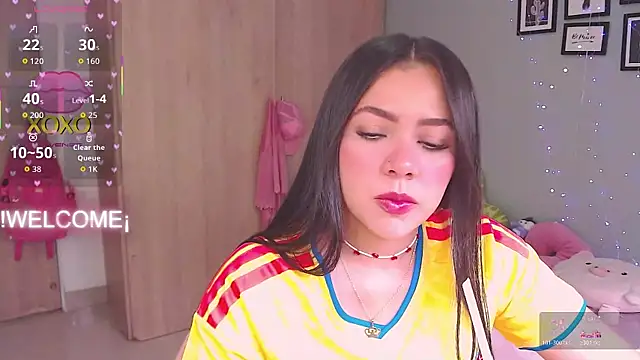 MissDulceRose online show from July 7, 8:22 pm