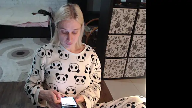 Sweet hot shrmp online show from May 25, 3:16 am