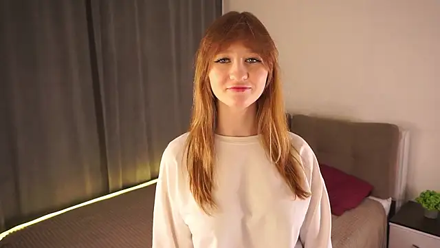 LaureenLipsie online show from March 30, 4:39 pm