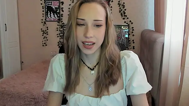 Emmarayder online show from April 10, 12:44 pm