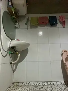 Elisa-a online show from March 31, 3:34 pm