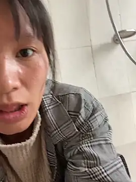 Elisa-a online show from April 15, 1:39 am