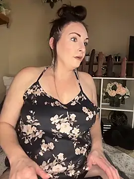 taylorsunshine online show from June 7, 2:07 am