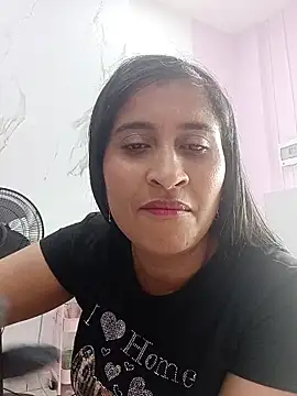 SofiaMendez1  online show from May 11, 2:41 pm