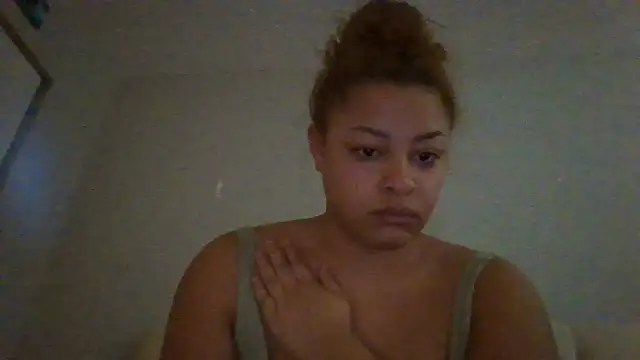 madzbailey online show from May 29, 11:52 am