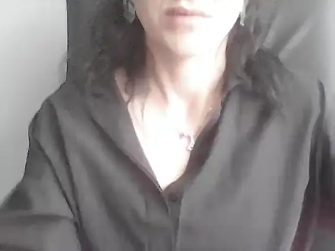 sara 41 online show from May 1, 9:56 am