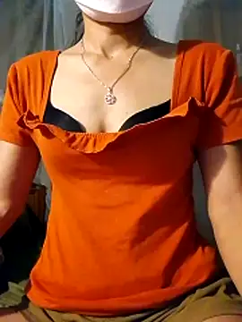 Mi-Tiffiny online show from April 3, 3:10 pm