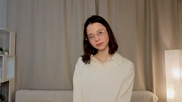 SheliaBinkley online show from April 11, 8:12 pm