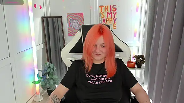 NightLeaf online show from July 10, 1:44 pm