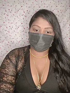 Romantic Woman online show from June 27, 4:57 pm