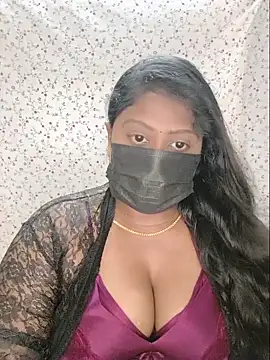 Romantic Woman online show from May 25, 6:51 pm