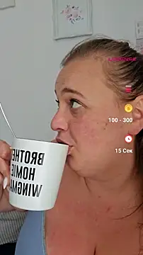Blondibaby online show from July 7, 9:46 am