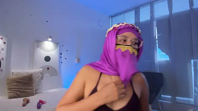 LaylaTemptMe online show from May 16, 11:31 am
