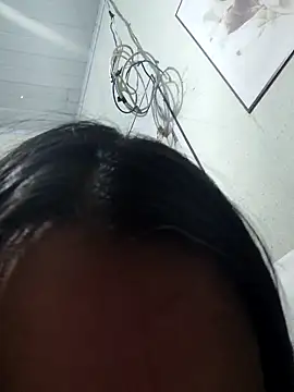 flor hott online show from April 6, 2:07 pm