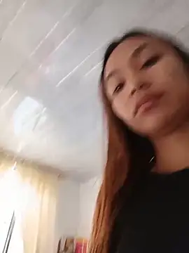 Leticia Hinkley  online show from May 10, 3:25 pm