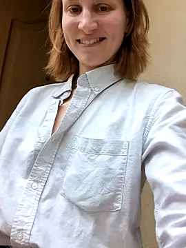 Julialexxxx online show from June 10, 8:24 am